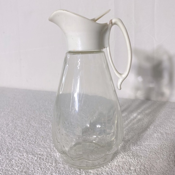 Vintage Log Cabin Clear Glass Plastic Spout Syrup Dispenser - Picture 1 of 12